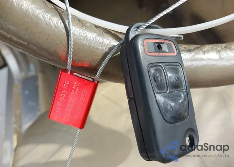 1999 Mercedes-Benz S 320 from USA, damaged, VIN WDBGA33G9XA415553